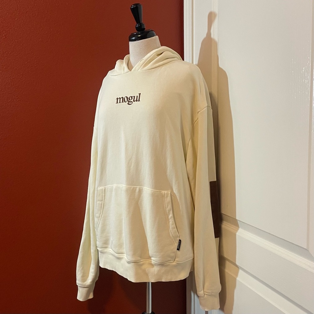 Mogul Moves Men’s Ludwig Boxing Club Spellout Elbow Patch‎ Oversized Sweatshirt